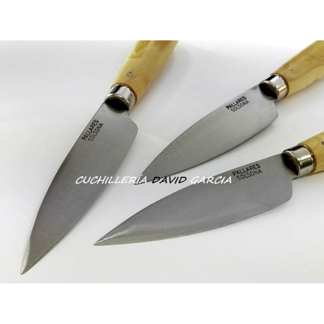 Cuchillo Cocina Pallares Acero Carbono con Mango de Boj 9 cm